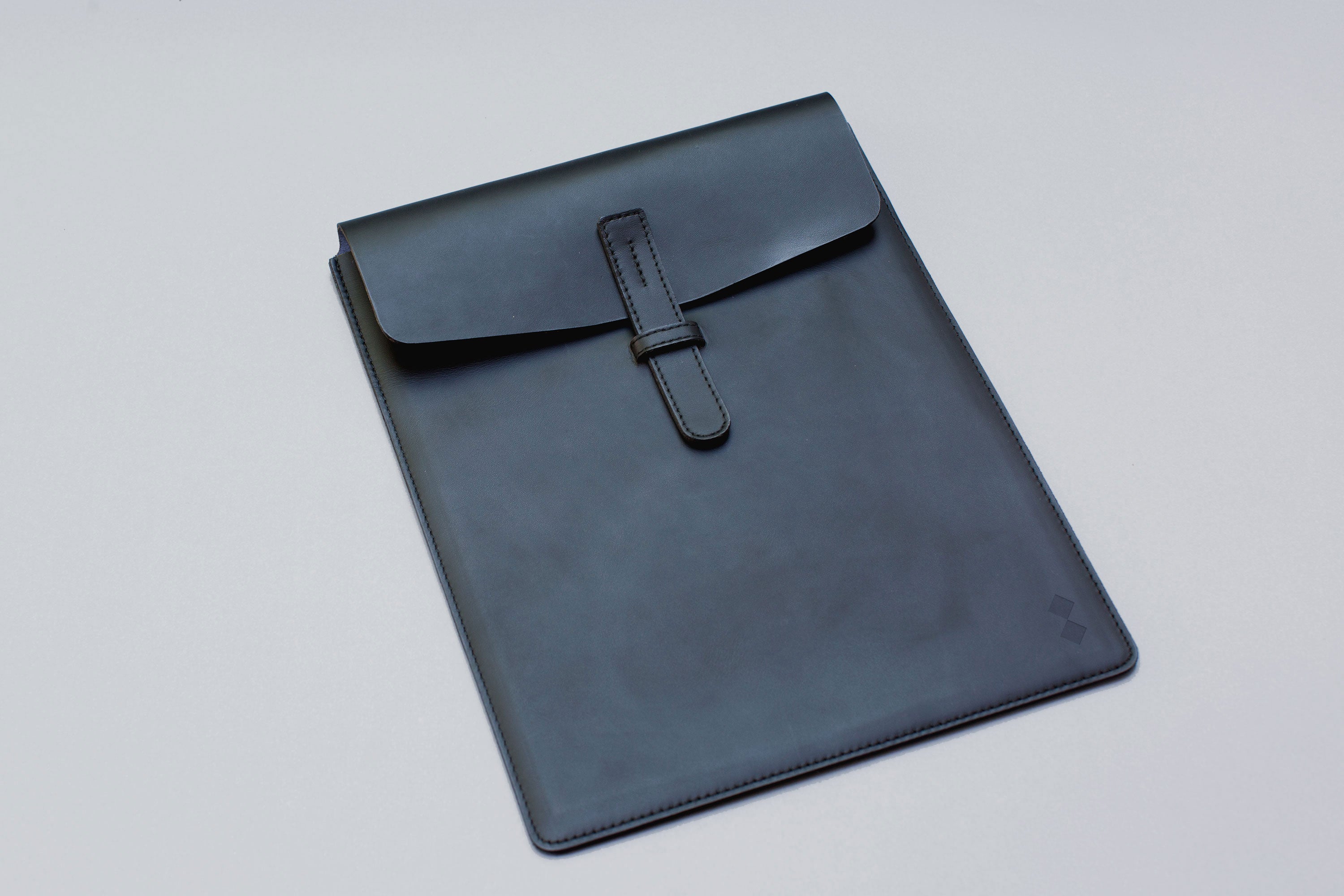 Tim Tablet Sleeve - Lyliad